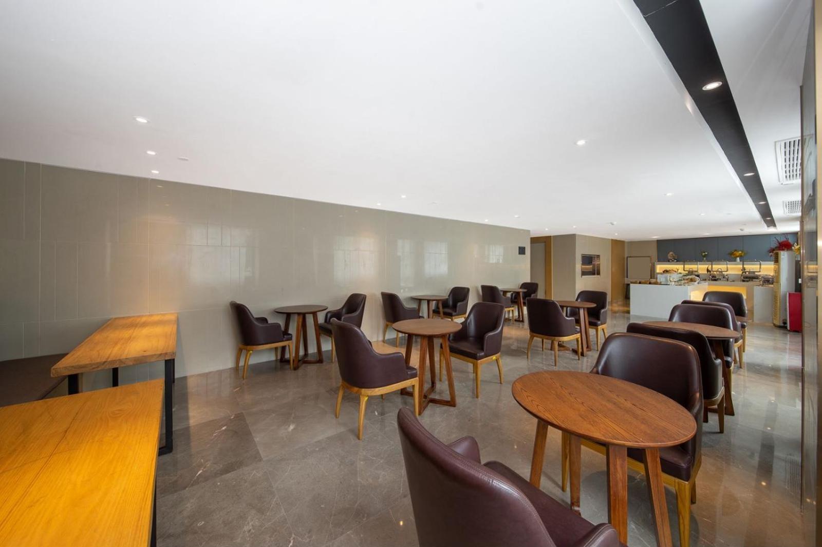 Guangzhou Baiyun Airport Yunzhi Hotel Near Terminal One - Complimentary Shuttle Bus Between Hotel To Canton Fair Complex During Canton Fair Bagian luar foto
