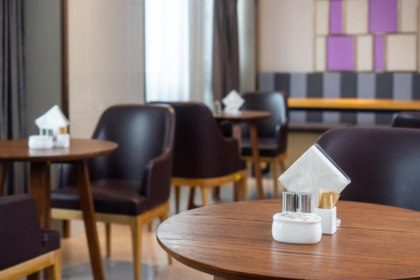 Guangzhou Baiyun Airport Yunzhi Hotel Near Terminal One - Complimentary Shuttle Bus Between Hotel To Canton Fair Complex During Canton Fair Bagian luar foto